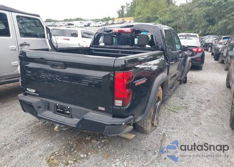 2024 Chevrolet Colorado 4Wd Trail Boss z USA, uszkodzony, nr VIN 1GCPTEEK1R1284341